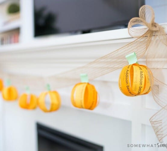 DIY Fall Decorations - "I Love You" Fall Garland