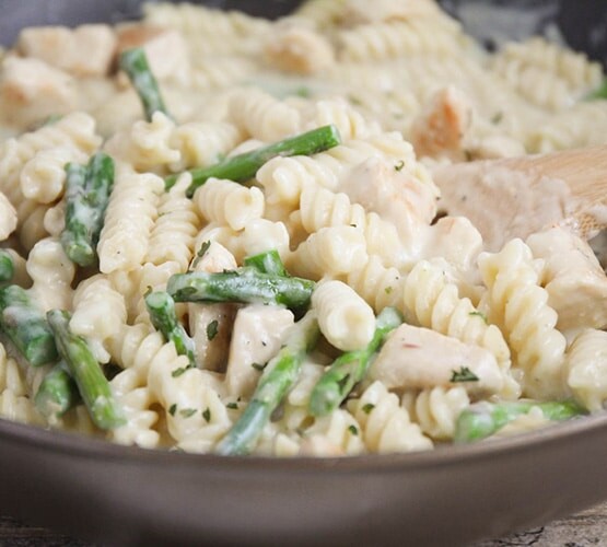 Chicken and Asparagus Pasta