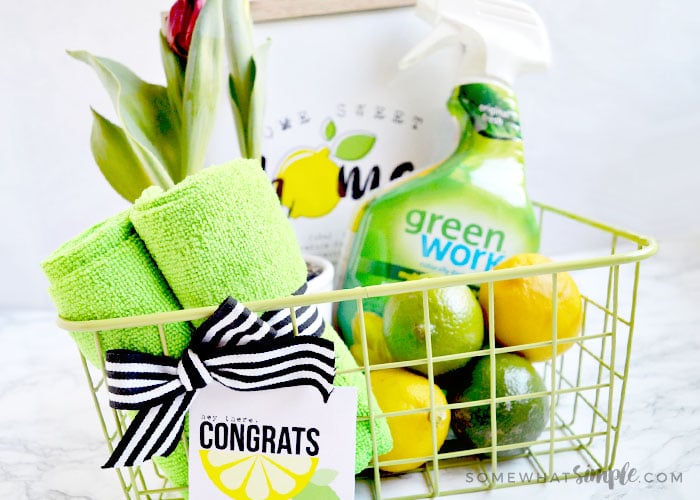 https://www.somewhatsimple.com/wp-content/uploads/2017/01/green-cleaning-gift-basket.jpg