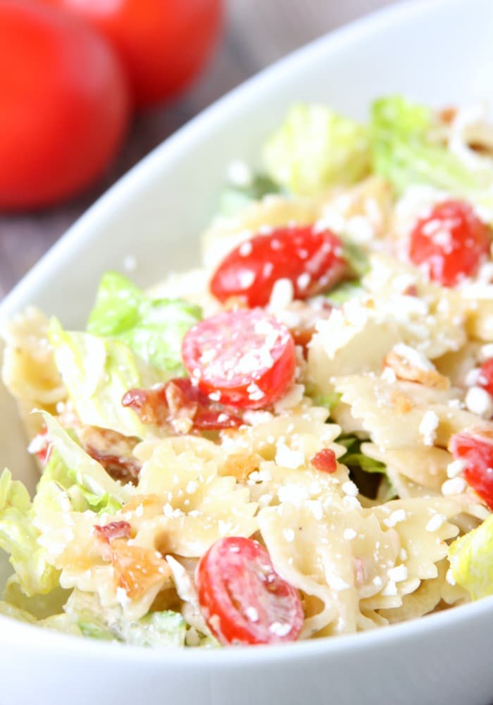 BLT Pasta Salad Recipe - Simple and Delicious! - Somewhat Simple