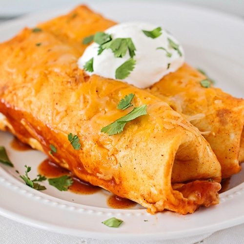 Easy Red Enchilada Sauce (Ready In 15 Mins) | Somewhat Simple