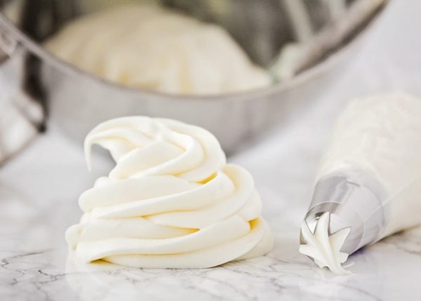 Best Cream Cheese Frosting - From Somewhat Simple