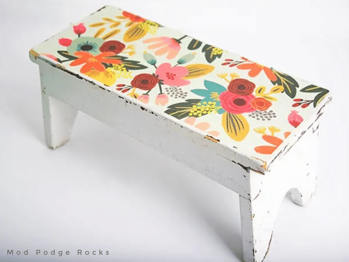 How to Mod Podge Fabric to Wood Furniture