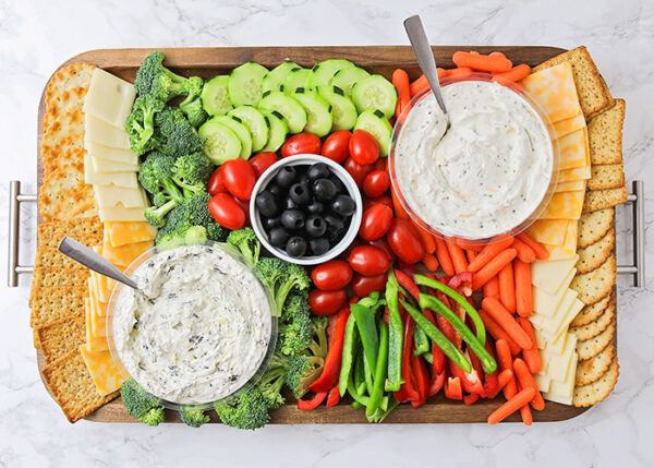 How To Make An Easy Veggie Tray | Somewhat Simple