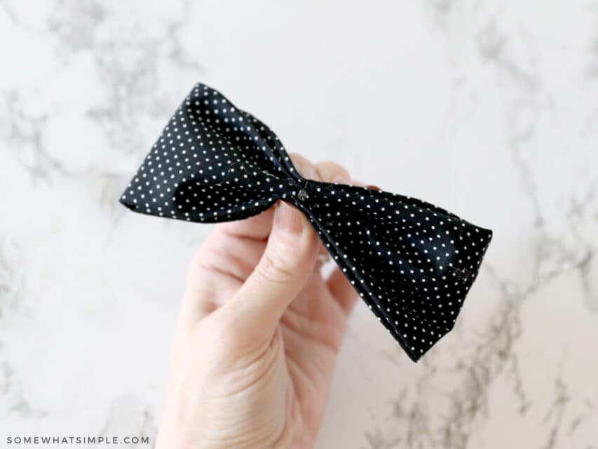 No-sew Fabric Hair Bows - From Somewhat Simple