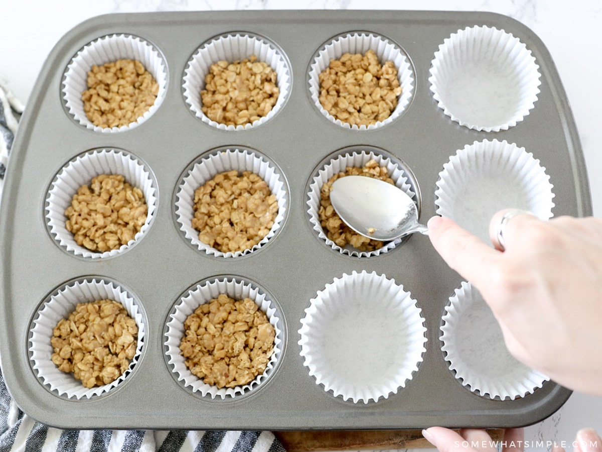 Frozen Yogurt Cups - Dinners, Dishes, and Desserts