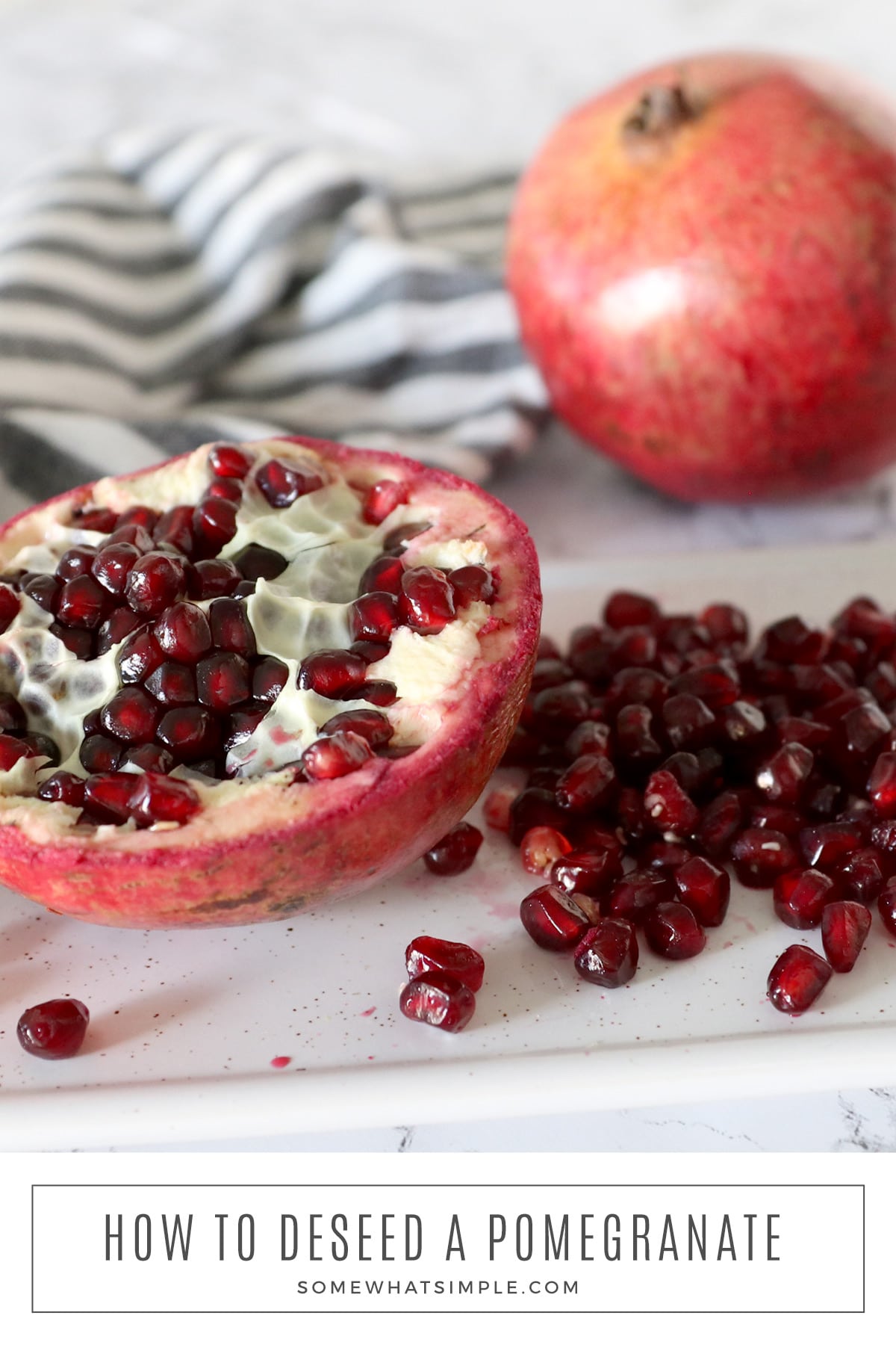 https://www.somewhatsimple.com/wp-content/uploads/2021/12/pomegranate-deseed-easy.jpg