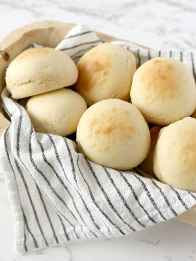 Quick And Easy Dinner Rolls - Somewhat Simple